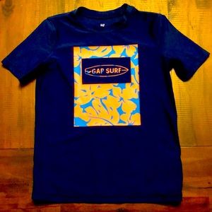 GAP rash guard/ swim shirt, boys med (7/8)